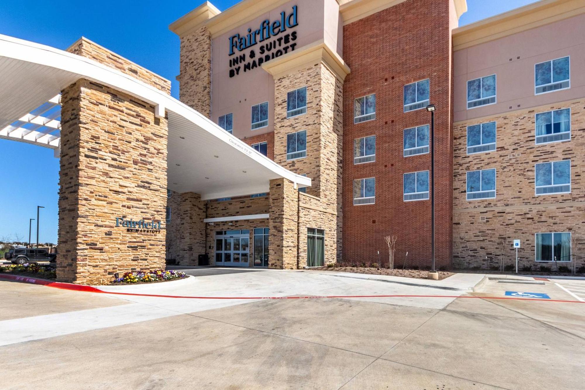 Fairfield Inn & Suites Dallas Arlington South Eksteriør billede