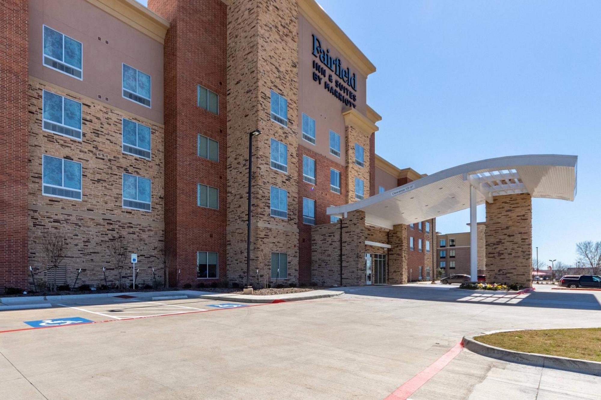Fairfield Inn & Suites Dallas Arlington South Eksteriør billede